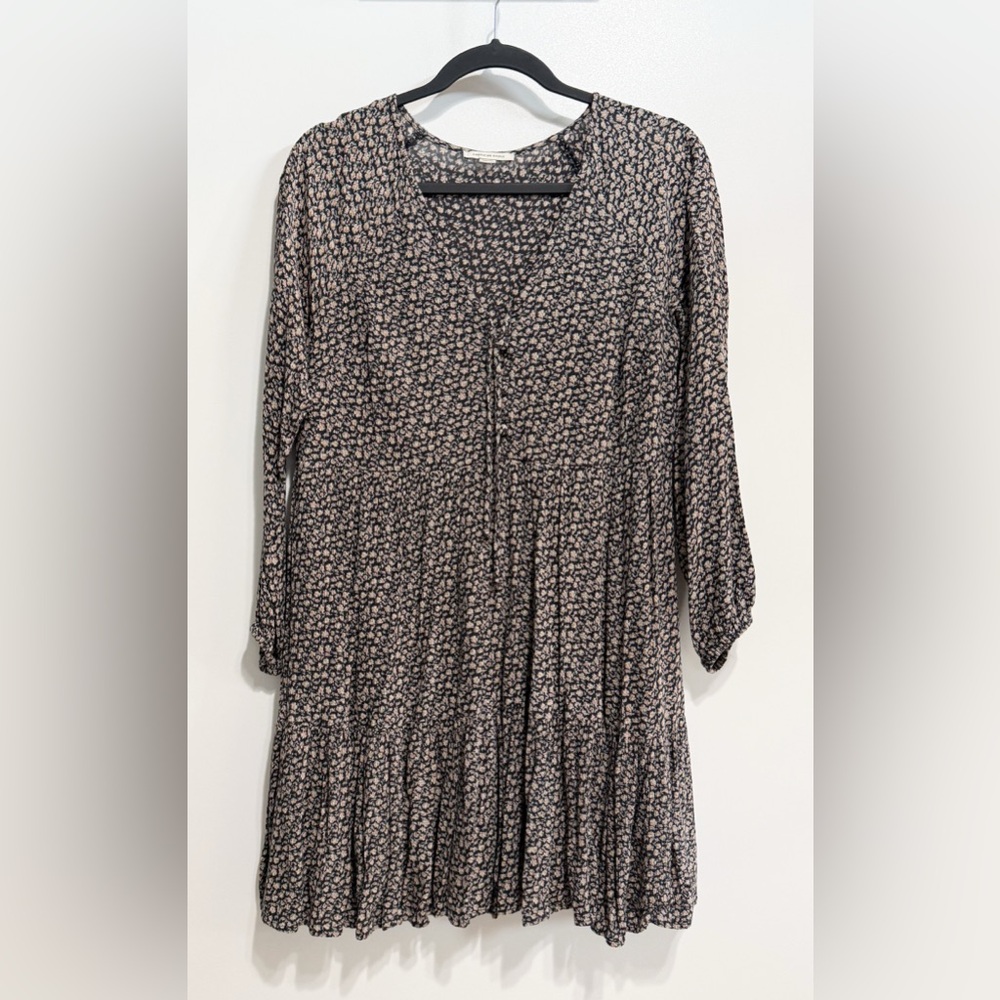 American Eagle Outfitters Floral Long Sleeve Dress